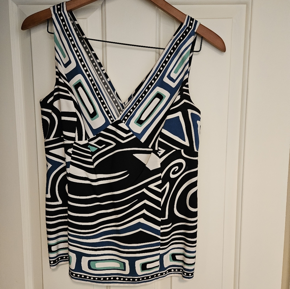 Linda Allard Ellen Tracy Geometric V-neck silk top